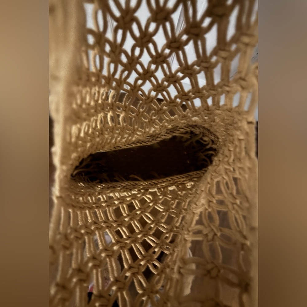 Handcrafted Tan Macrame Tote/Beach Bag - Picture 5 of 5